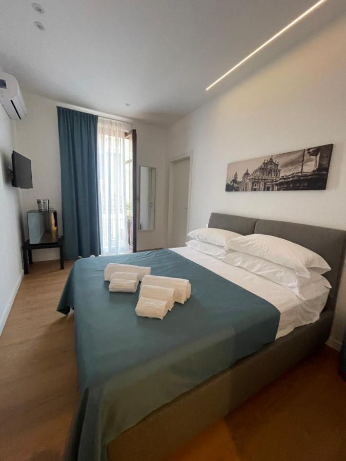 Civicocento Charming Rooms Catania Esterno foto